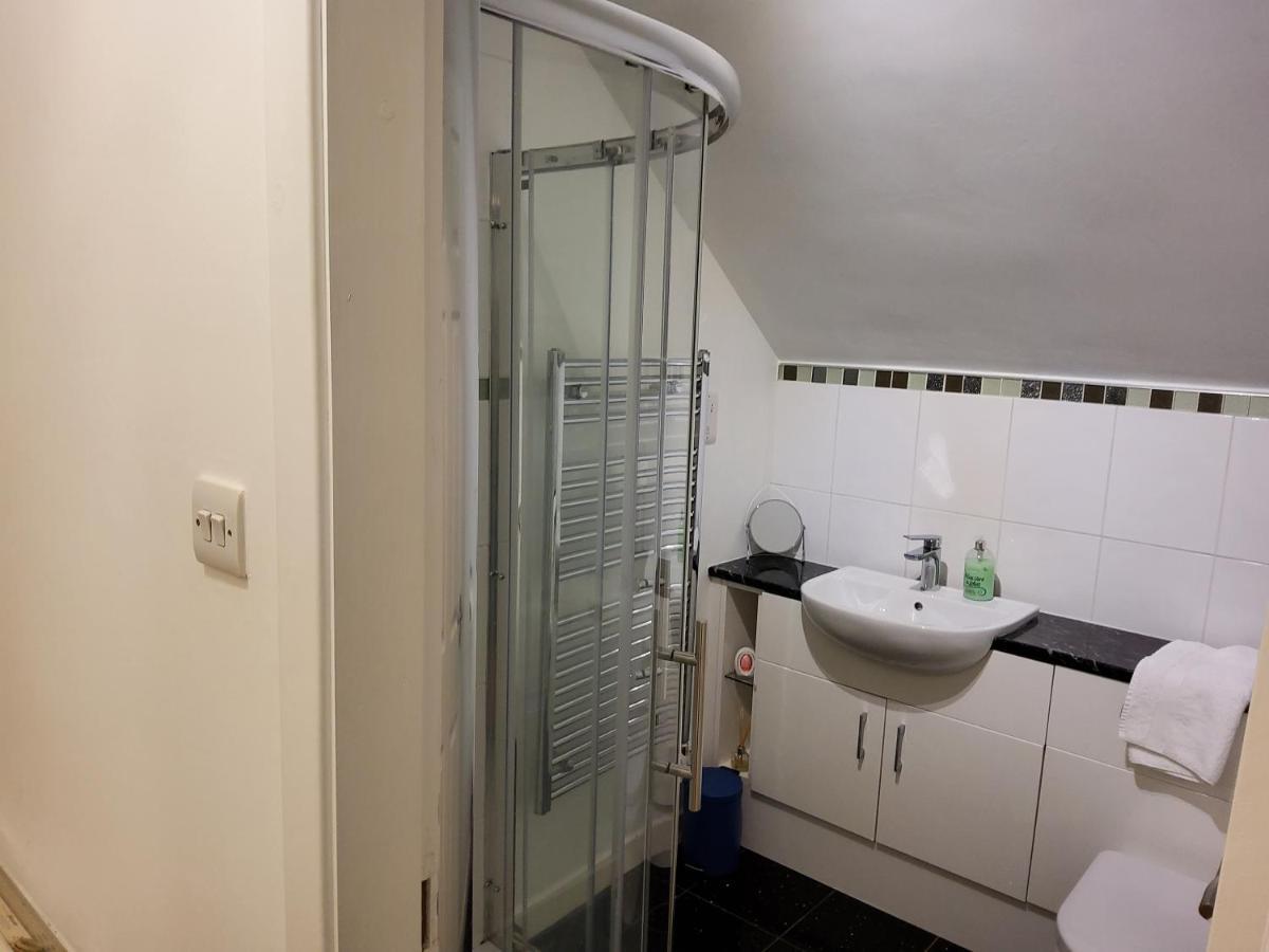2 Bedroom Apt At Sensational Stay Serviced Accommodation Aberdeen - Clifton Road Eksteriør billede